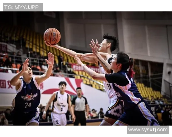 火箭与马刺激战常规赛11月11日精彩对决展现篮球魅力与团队精神 火箭与马刺激战常规赛11月11日精彩对决展现篮球魅力与团队精神